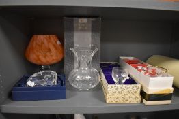 A selection of fine glass wares including large pink mottled brandy glass, Dartington crystal