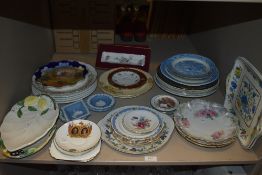 A varied lot of plates, saucers and trinket dishes, including Royal Doulton, Wedgwood and more.