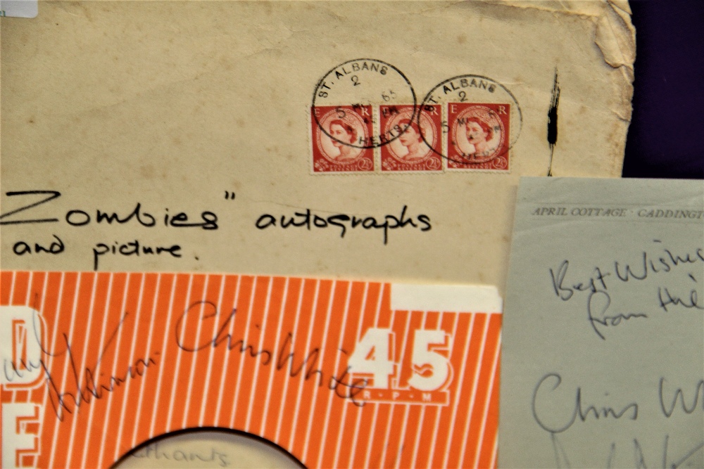 A set of autographs by 1960's beat band The Zombies - a record cover - Decca and what appears to - Image 3 of 7