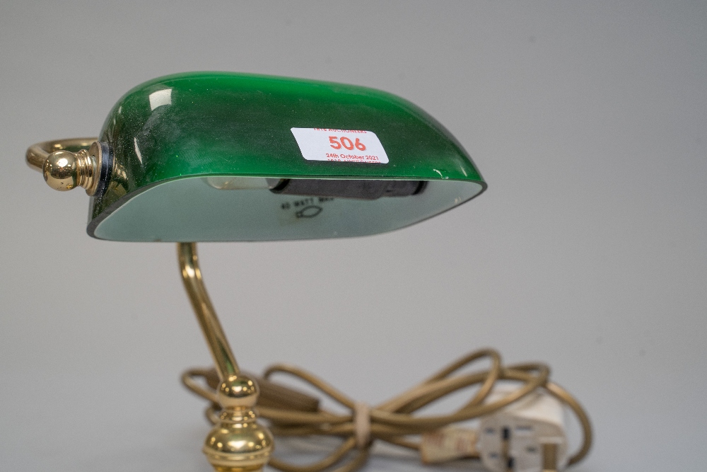 A small bankers style desk top lamp having brass base and bottle green shade. - Image 2 of 2