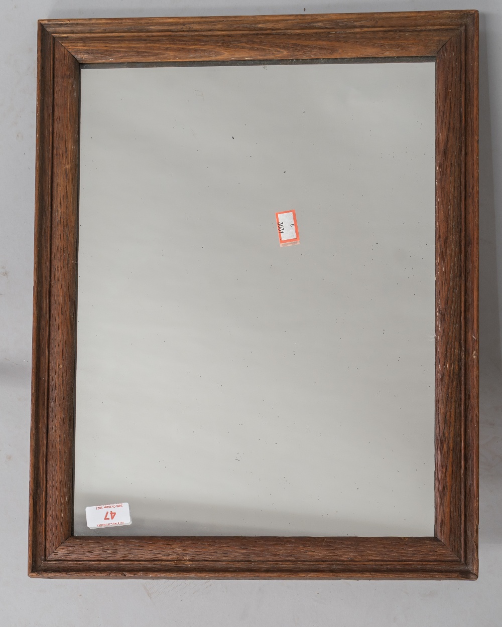 A vintage oak frame wall mirror, approx. 46 x 36cm, in good condtion with little wear to glass