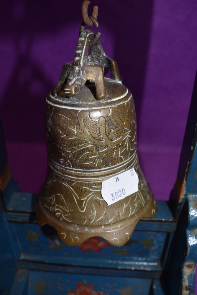 A brass cast Chinese style dinner bell with hand decorated stand - Image 2 of 2