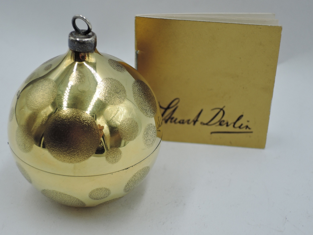 A Stuart Devlin 1981 silver gilt Christmas tree bauble having dot decoration and lift off cover