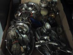 A selection of plated ware including large quantity of flatware, cased napkin rings, table