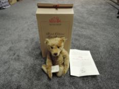 A modern limited edition Steiff Bear, British Collectors 2002 having white tag 660726, height