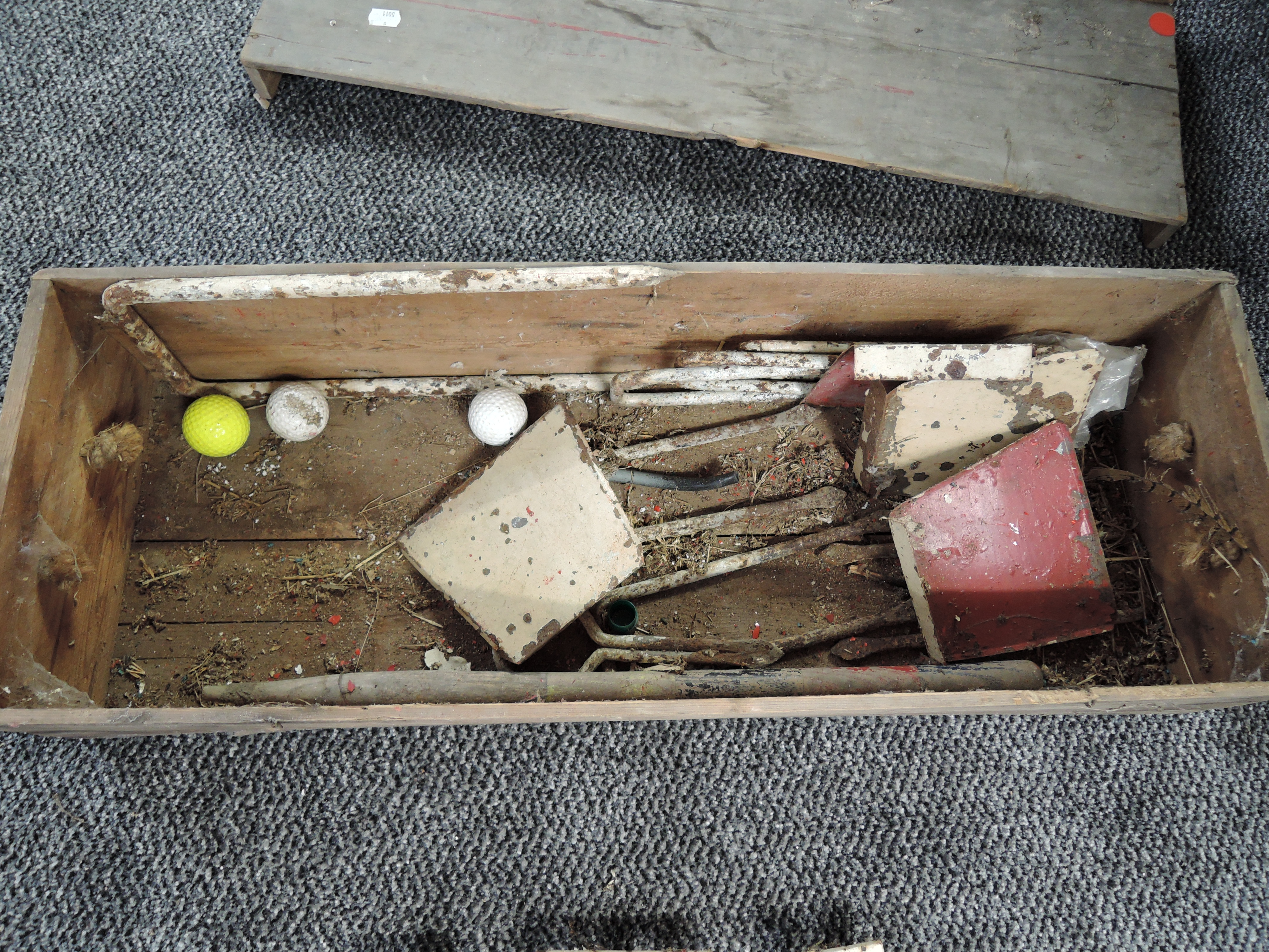 An early 20th century Lawn Game in pine box printed to inside of lid, The Game of Gofstacle, - Image 3 of 4