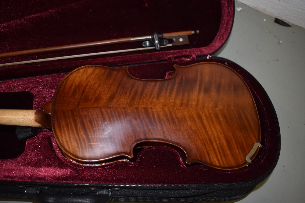 A modern violin, labelled Presta, in modern case with bow - Image 4 of 4