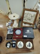 A mixed lot of items including Wedgwood commemorative paper weight, thimble and more.