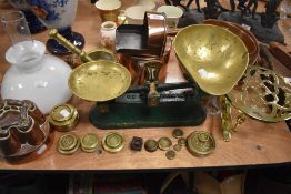 A mixed lot of vintage and antique copper and bras including scales, jelly mould, shovels and more.