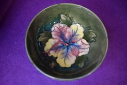 A vintage Moorcroft Hibiscus footed bowl,around 1950s.