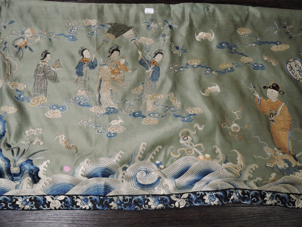 A large oriental wall hanging using silk thread on silk or silk blend fabric, around early 20th - Image 2 of 15