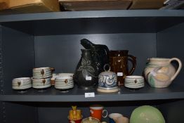 A mixed lots of studio pottery including Calstock pottery.