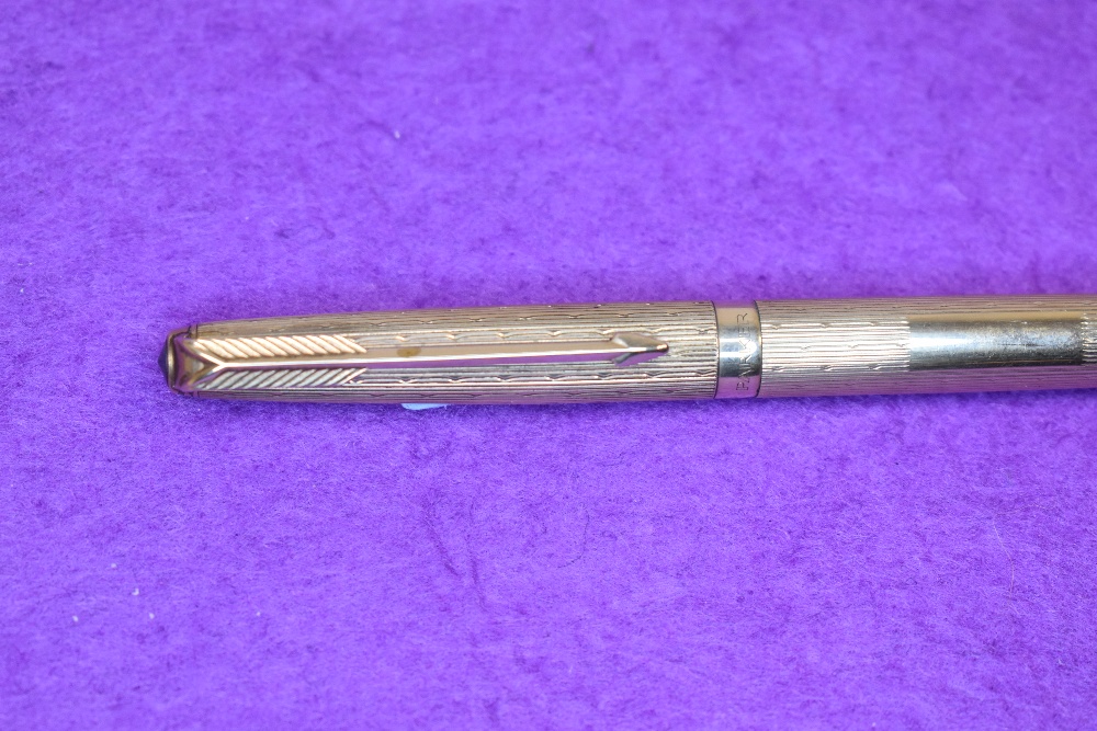 A Parker 61 propelling pencil in gold stamped 9 .375 - Image 2 of 2