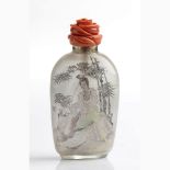 A Chinese snuff bottle with Cerasuolo coral stopper - Manifacture Guarracino, Torre del Greco