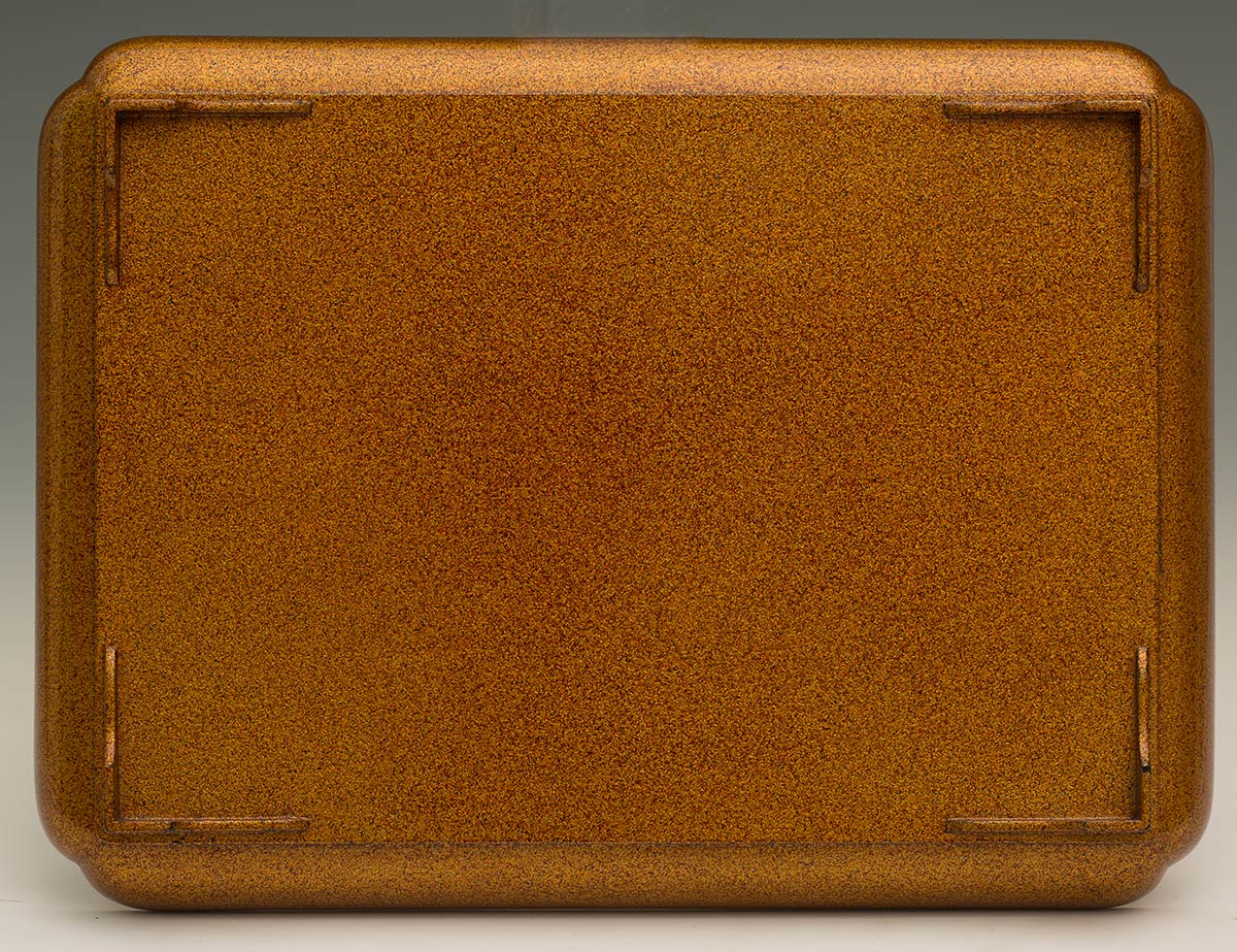 A LACQUERED AND GILT WOOD TRAY, KOBONJapan, 19th century - Image 4 of 4