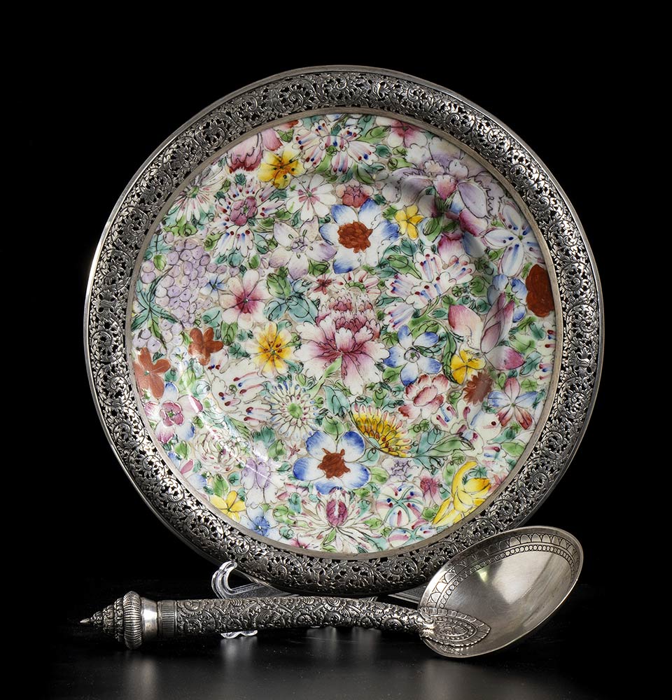 A POLYCHROME PORCELAIN DISH WITH SILVER MOUNT AND SPOONthe dish China, Guangxu mark; the mount a