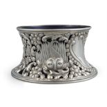 AN LARGE EDWARDIAN SILVER DISH RING, Chester c.1902, mark of George Nathan & Ridley Hayes, the