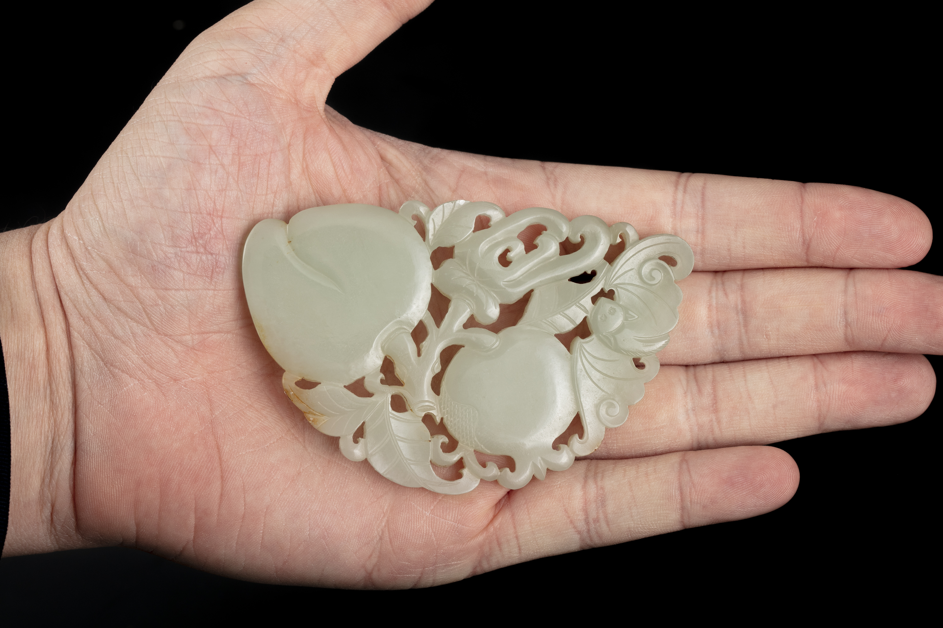 AN OPENWORKED 'THREE ABUNDANCES' JADE PLAQUE China, Qing Dynasty, 19th century Offered at auction - Image 9 of 17