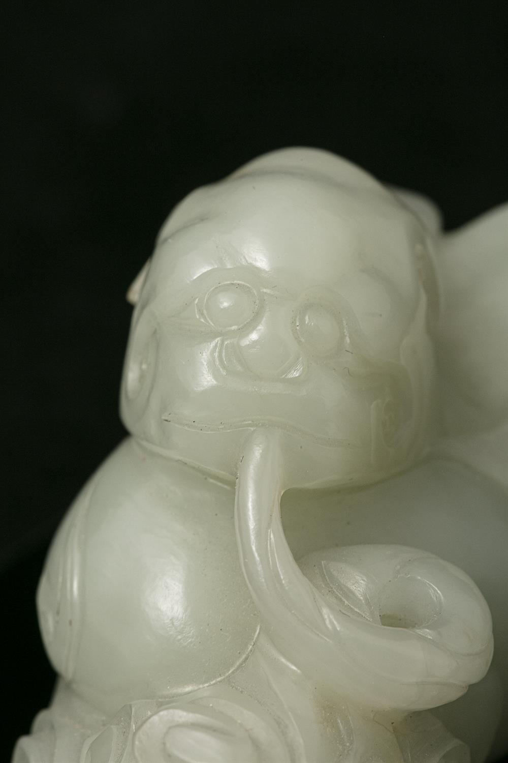 A JADE CARVING OF A PIXIE / BIXIE China, Qing Dynasty, 18th to 19th century Offered at auction - Image 16 of 20