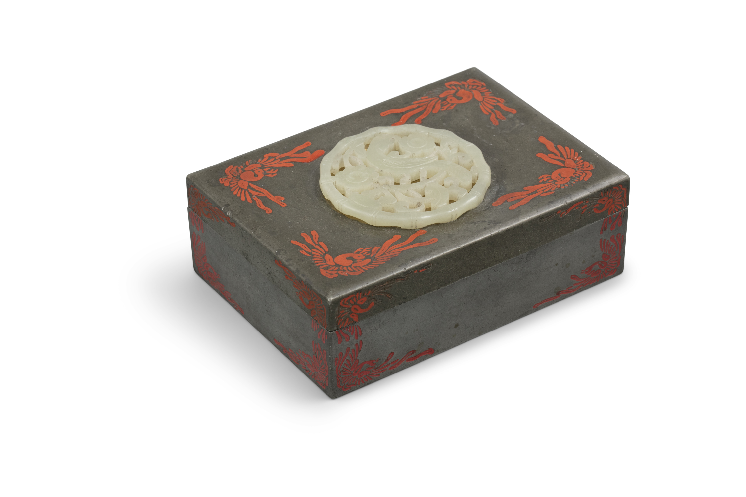 A PARCEL LACQUERED PEWTER LIDDED BOX SET WITH A JADE PIECE BY YAMANAKA & CO The box made in Japan, - Image 6 of 15