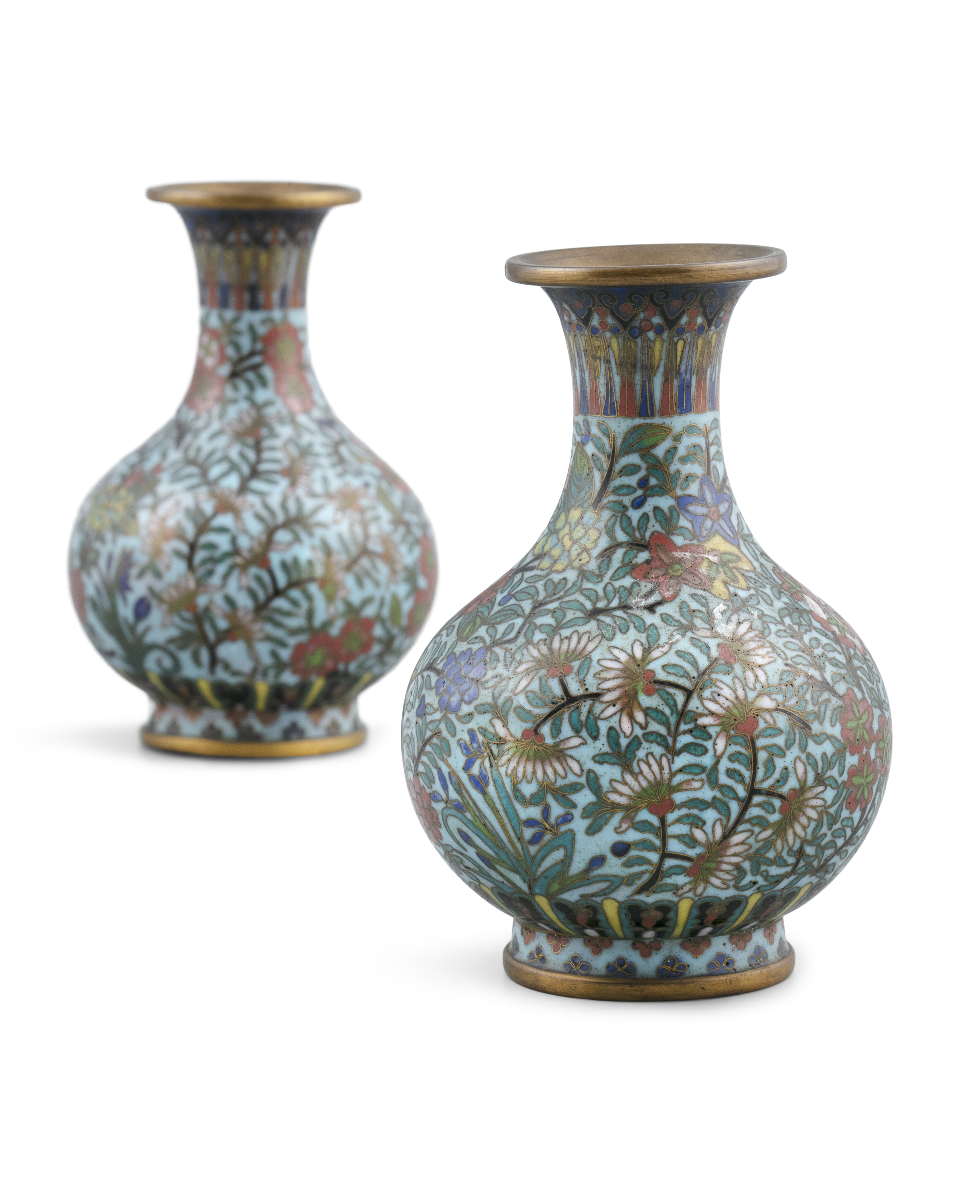 A NEAR PAIR OF MINIATURE CLOISONNE 'LOTUS' VASE China, Circa 1900 To be linked with the works from - Image 4 of 15