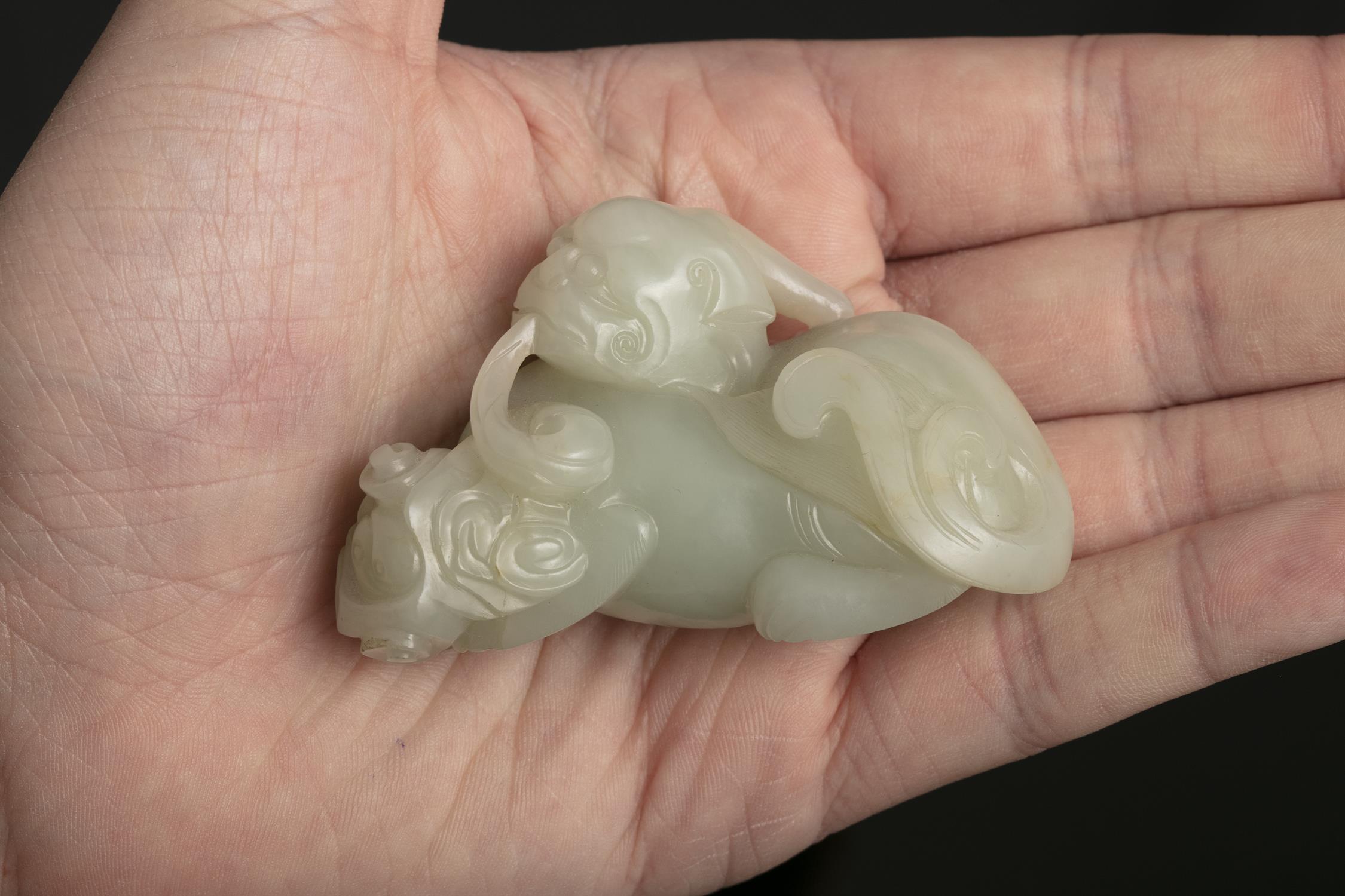 A JADE CARVING OF A PIXIE / BIXIE China, Qing Dynasty, 18th to 19th century Offered at auction - Image 19 of 20