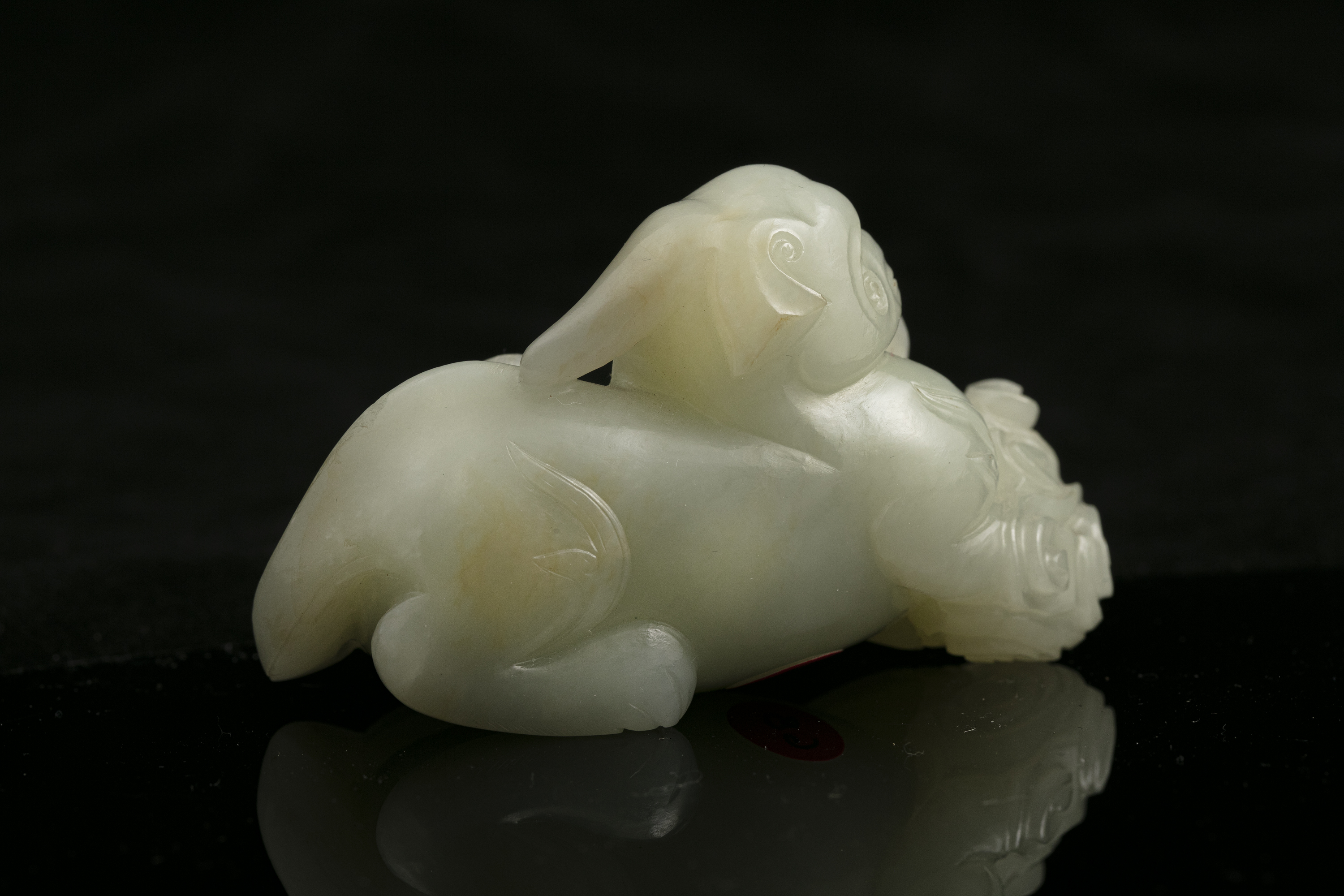 A JADE CARVING OF A PIXIE / BIXIE China, Qing Dynasty, 18th to 19th century Offered at auction - Image 8 of 20