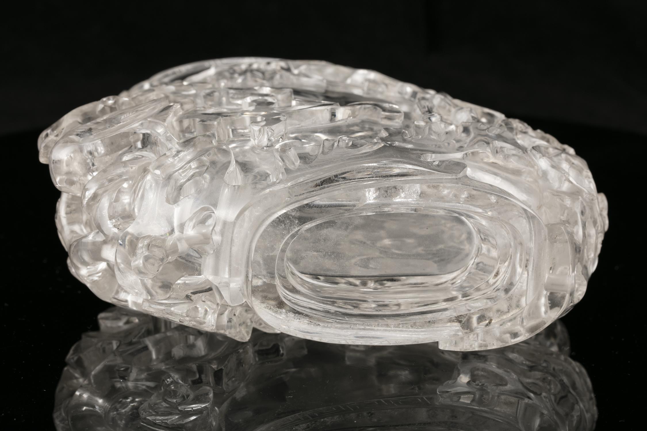 A LARGE ROCK-CRYSTAL LIDDED VASE WITH LOOSE RINGS HANDLES China, Qing Dynasty, 19th century Carved - Image 28 of 42