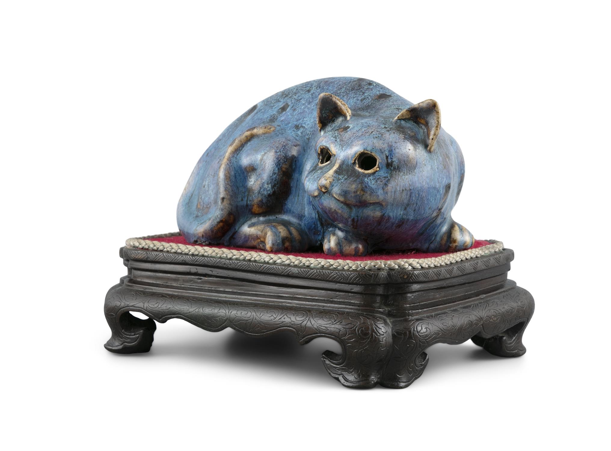 A ROBIN EGG PORCELAIN CAT NIGHT LIGHT China, Qing Dynasty Molded as a crouching cat, with a hole - Image 2 of 7