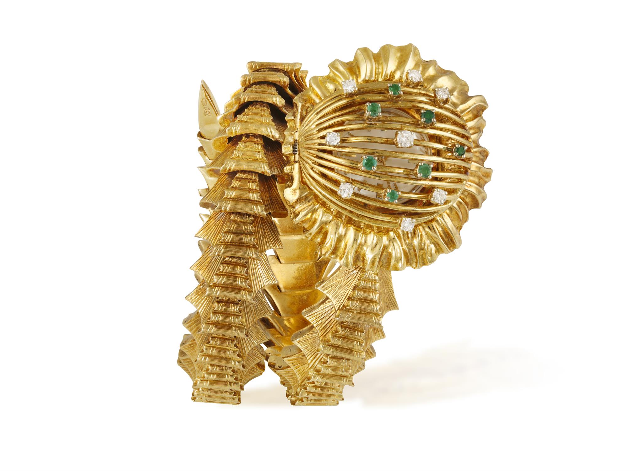 AN 18K GOLD RETRO WATCH, BY LONGINES, CIRCA 1965 The coiled textured gold serpent bracelet with - Image 2 of 4