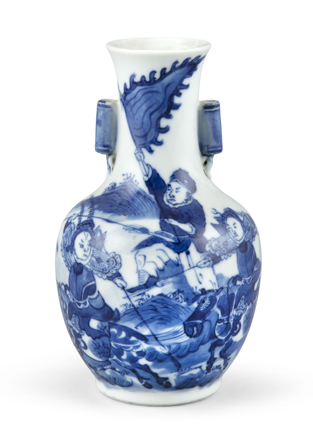 A SMALL CHINESE BLUE AND WHITE BALUSTER VASE, 19th Century, decorated with a continuous band of