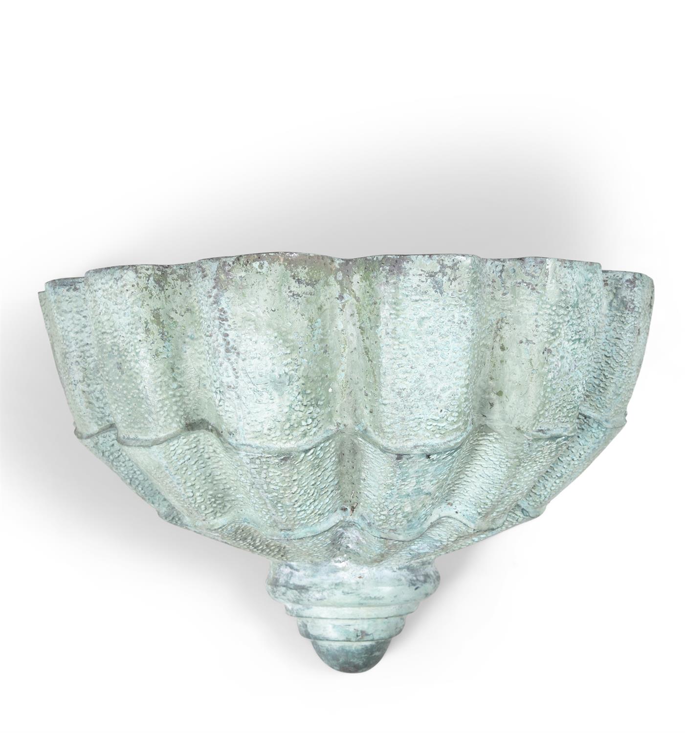 A GREEN PATINATED BRONZE GARDEN WATER FEATURE/ FOUNTAIN, in two parts with wall mounted cartouche - Image 3 of 3