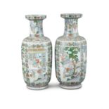 A PAIR OF CHINESES FAMILLE VERTE 'ROULEAU' VASES, Qing Dynasty, 19th Century, each with flared rim