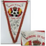 Wimpel WM 1982 - Farbig bedruckter Souvenirwimpel "Mundial De Futbol - Espana 1982" mit 22