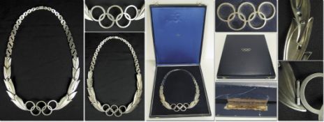 Olympic Order in Silver IOC 1984 - 2018 - Olympic Silver Order of the IOC, in the version from 1985.