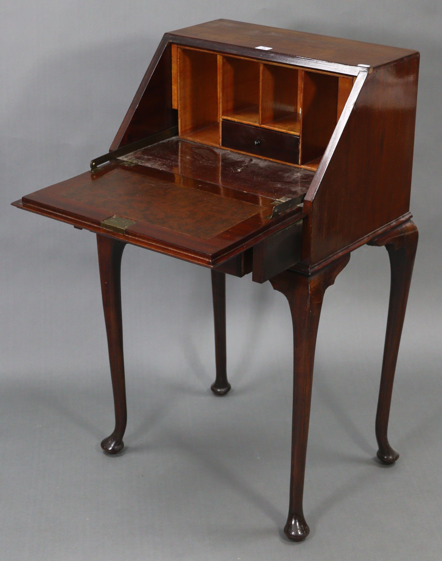 A mahogany small ladies’ bureau, with fitted interior enclosed by fall-front above a long - Image 2 of 4