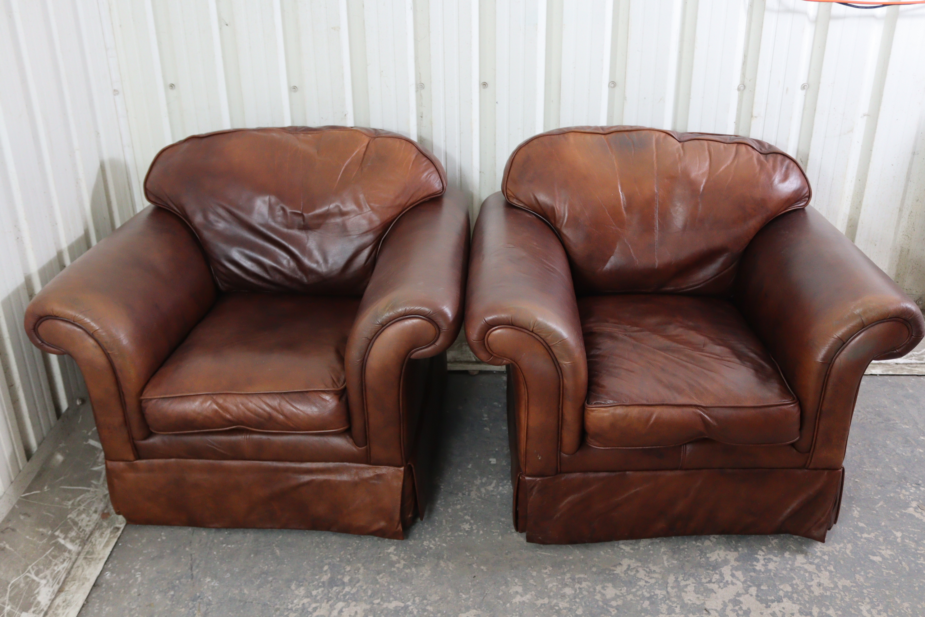 A tan leather three-piece lounge suite comprising of a two-seater settee, 59” long, & a pair of - Image 4 of 10