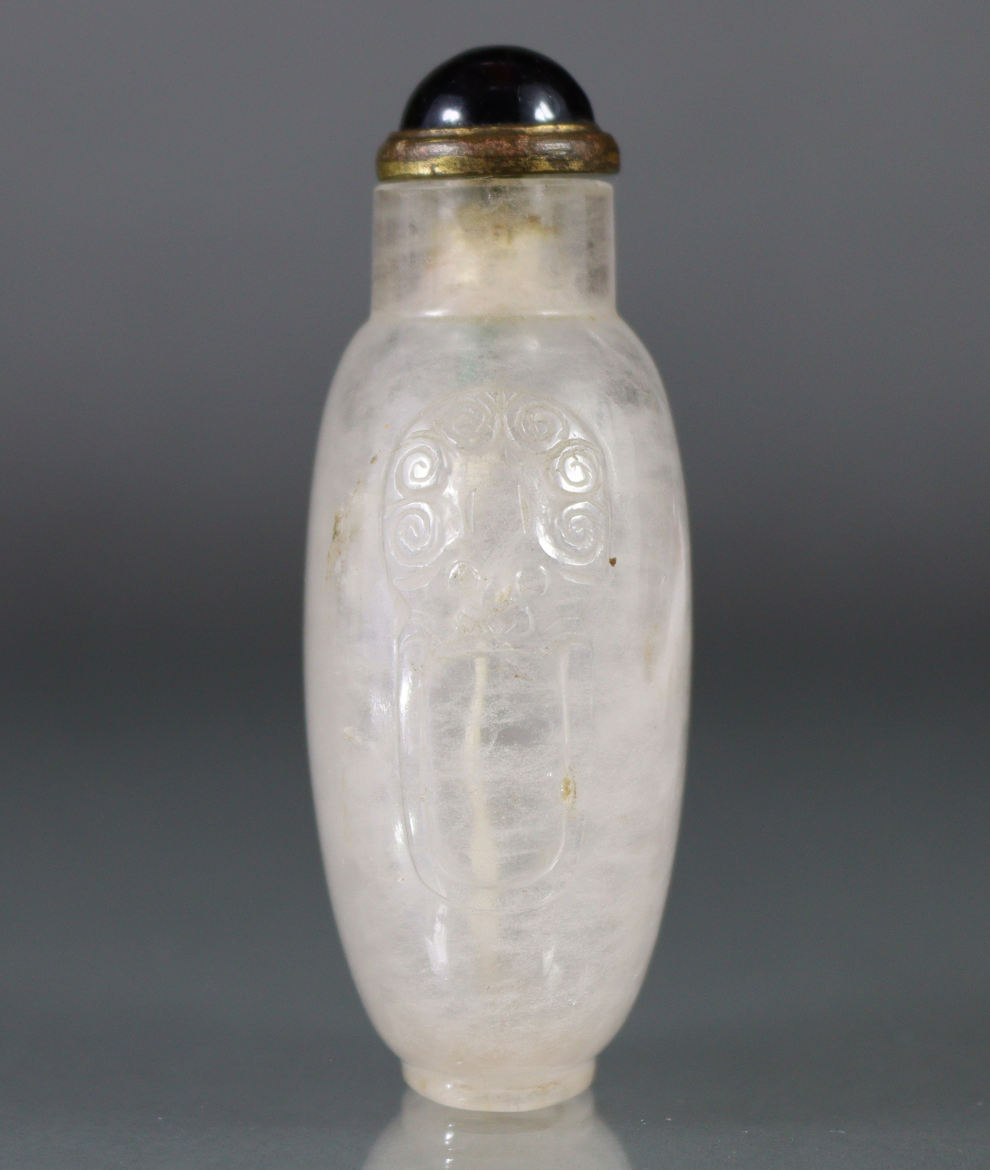 A Chinese carved crystal snuff bottle of rounded ovoid form, with mask-&-ring handles to each - Image 5 of 11