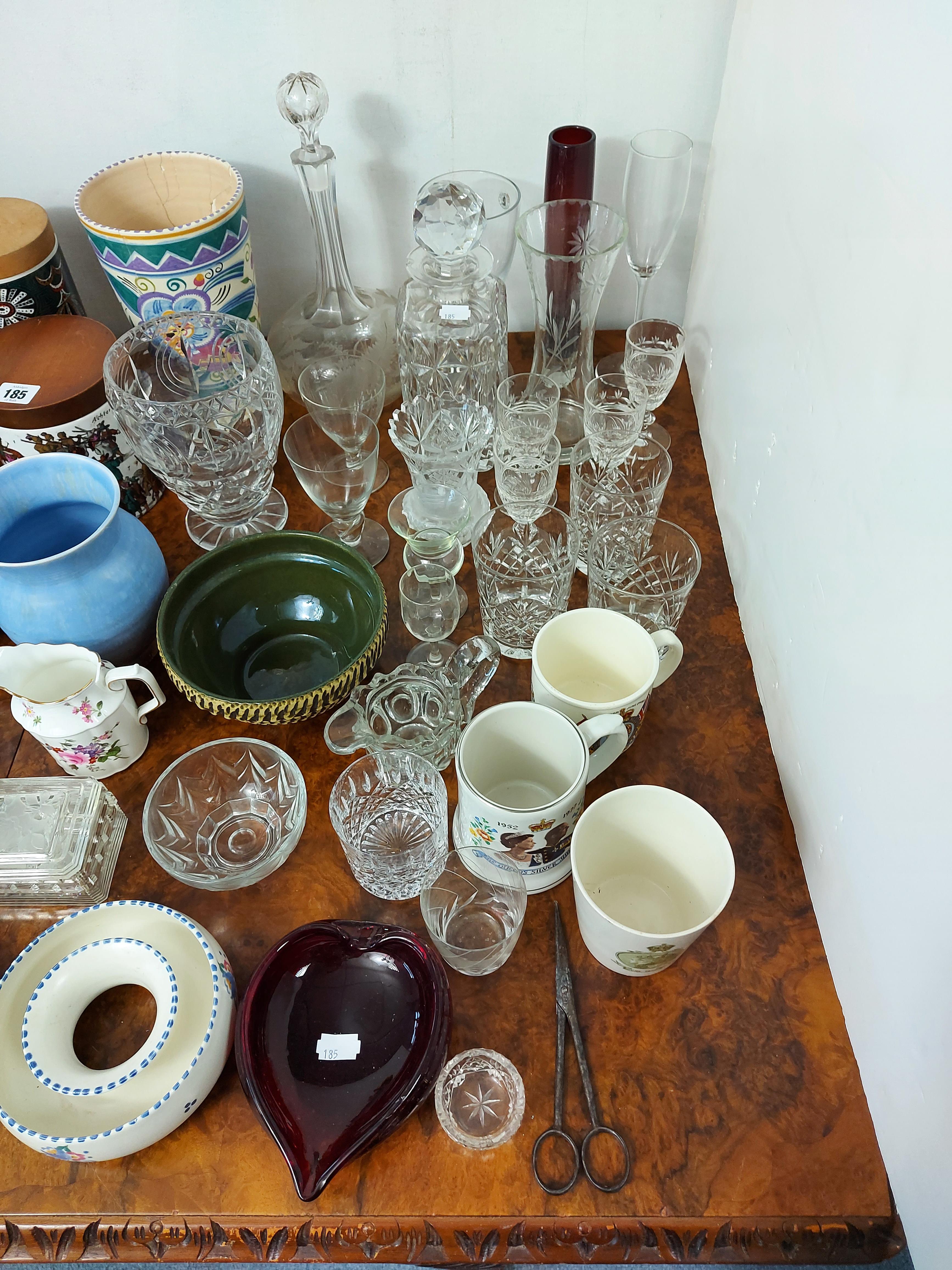 Various items of decorative china, pottery, & glassware, part w.a.f. - Image 2 of 4