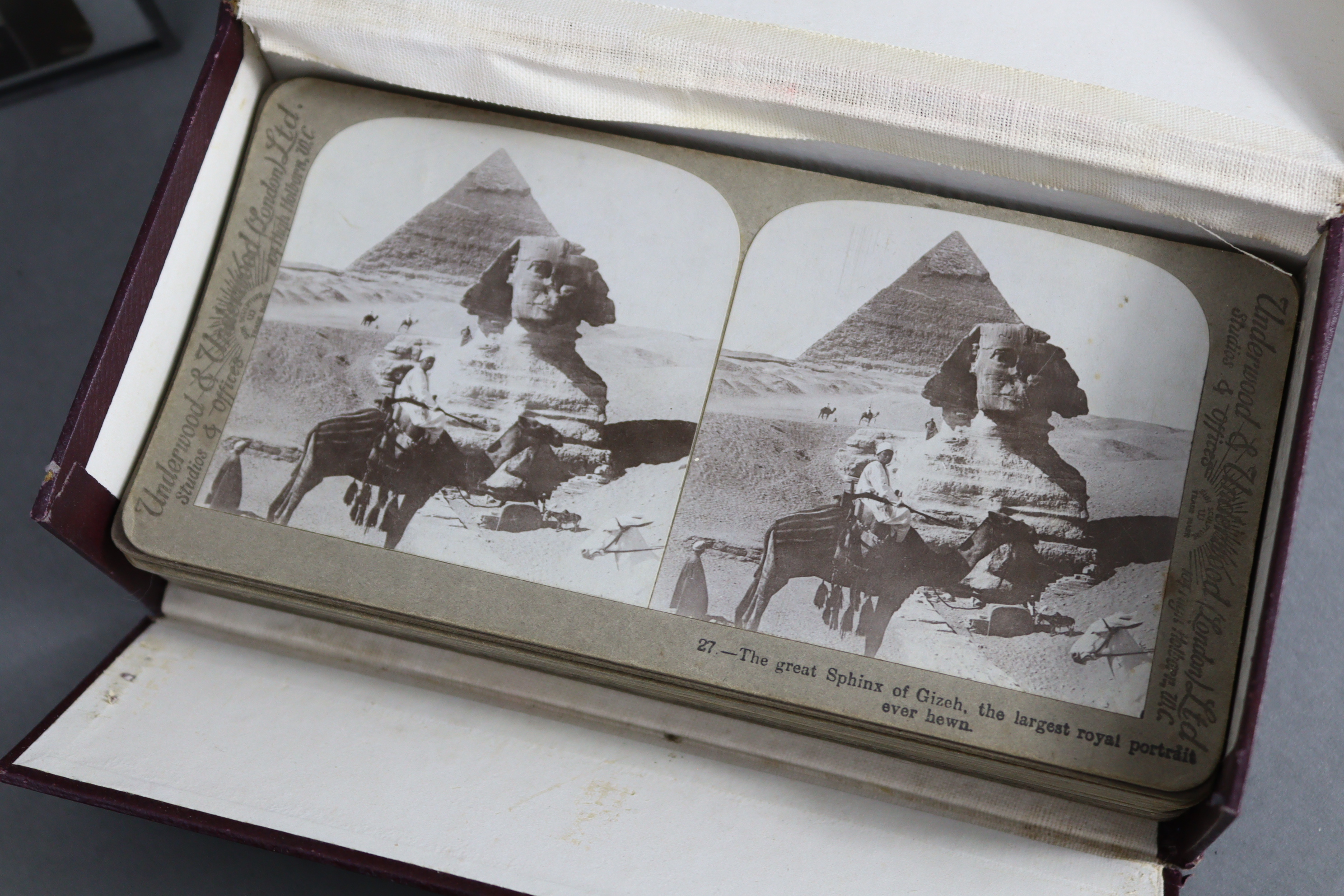 A quantity of assorted stereoview cards; together with a stereo-card viewer; & three stereo-card - Image 10 of 14
