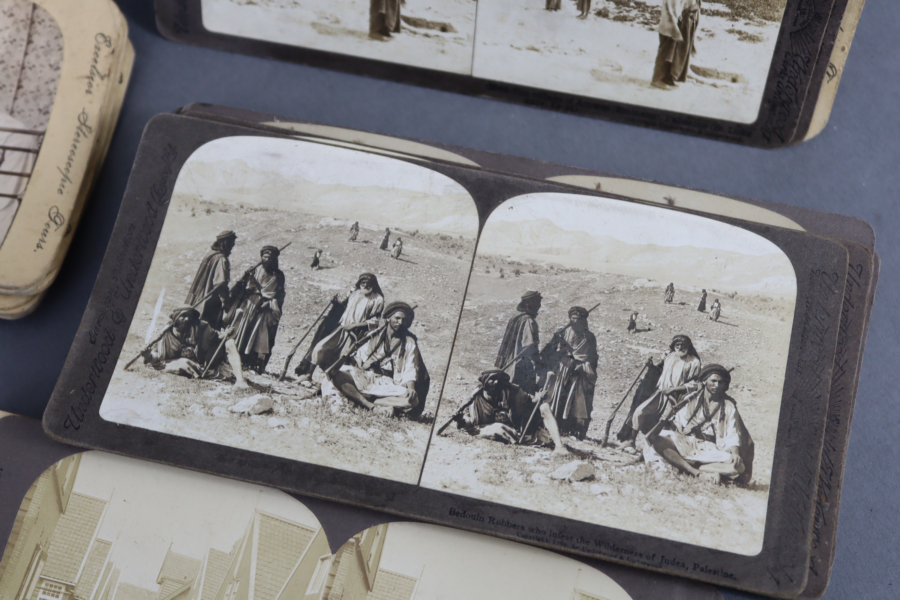 A quantity of assorted stereoview cards; together with a stereo-card viewer; & three stereo-card - Image 6 of 14