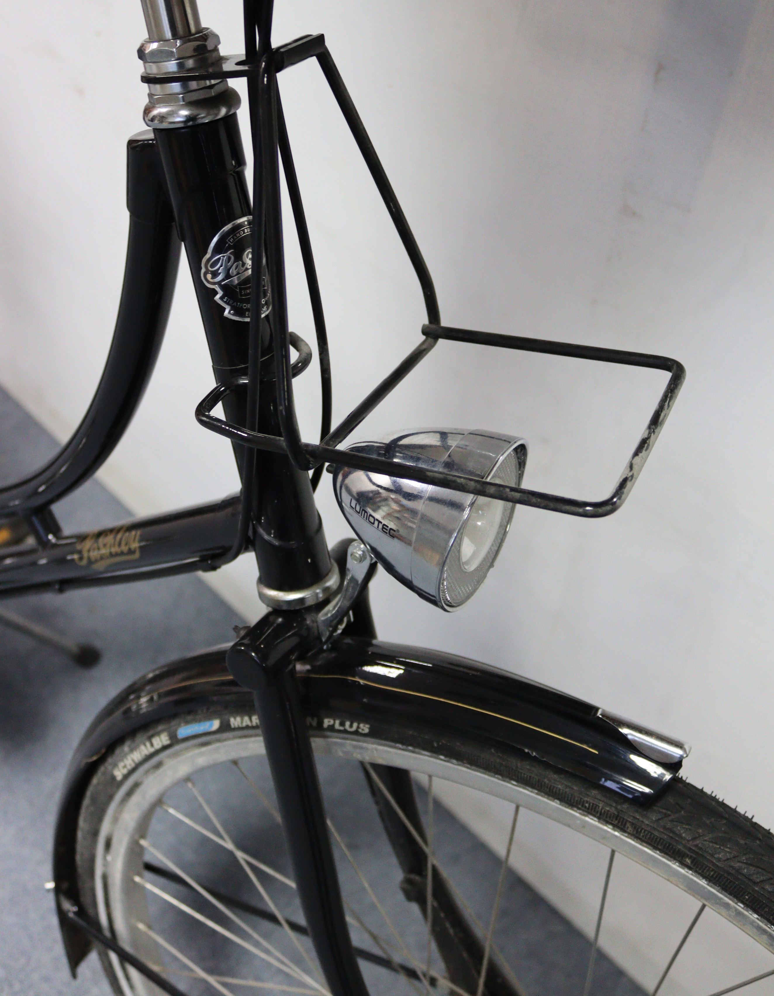 A PASHLEY “SOVEREIGN” FIVE-SPEED LADIES’ BICYCLE (Model No. 14764), with a Brooks leather - Image 5 of 9