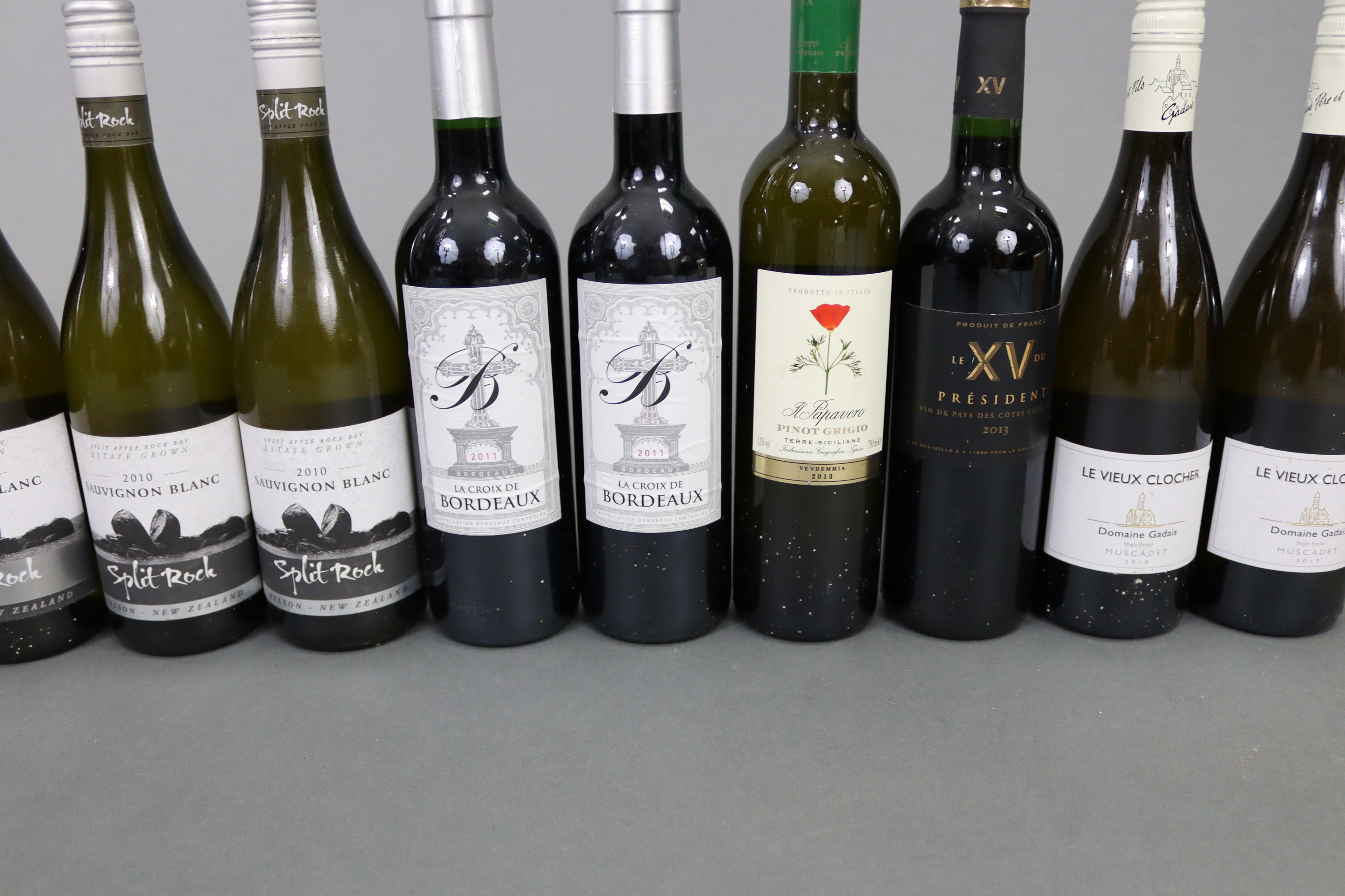 Three bottles of Nelson Split Rock white wine; together with nine various other bottles of wine, all - Image 3 of 3