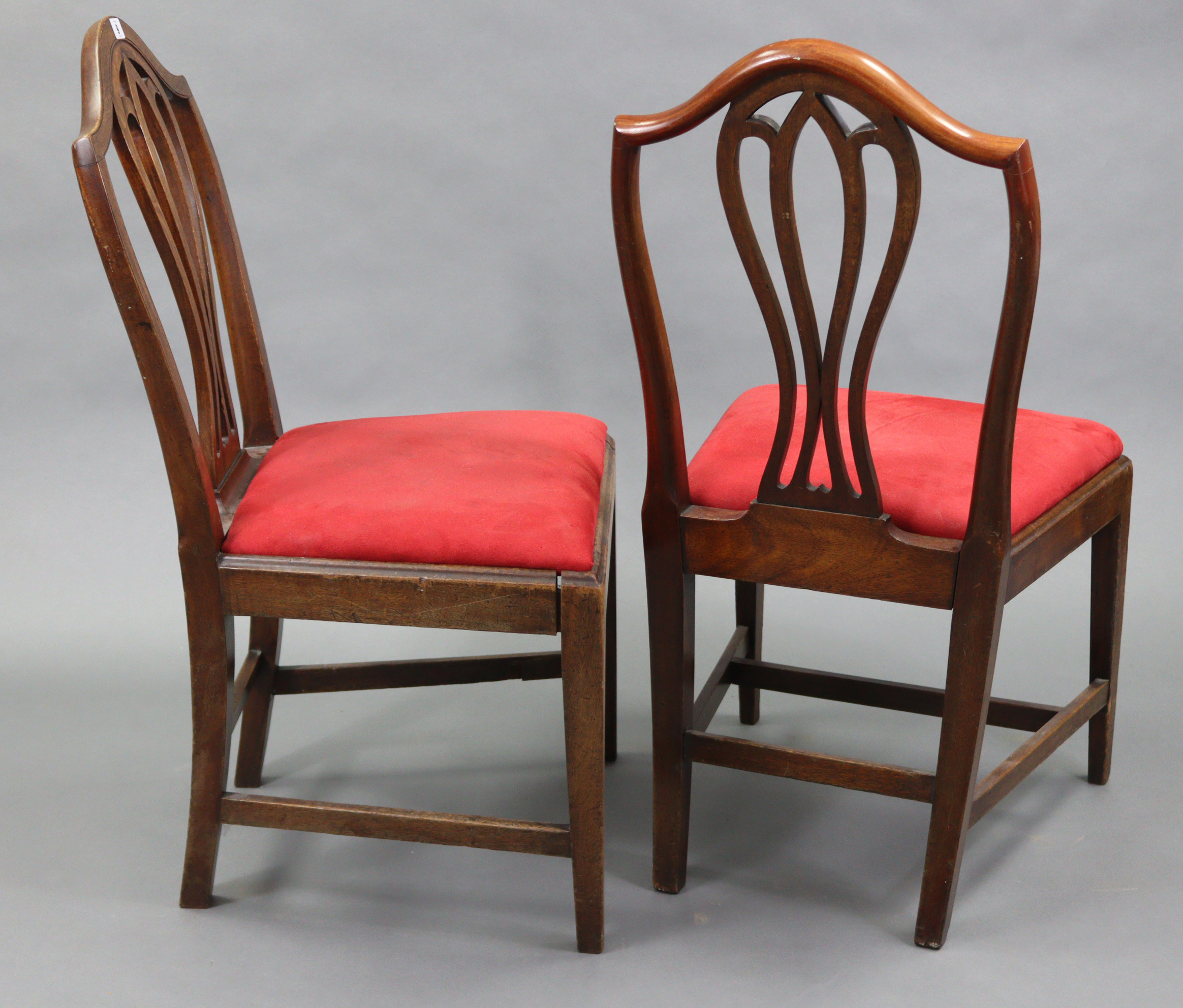 A pair of Georgian mahogany dining chairs each with shaped & pierced splat to the back, with - Image 4 of 6