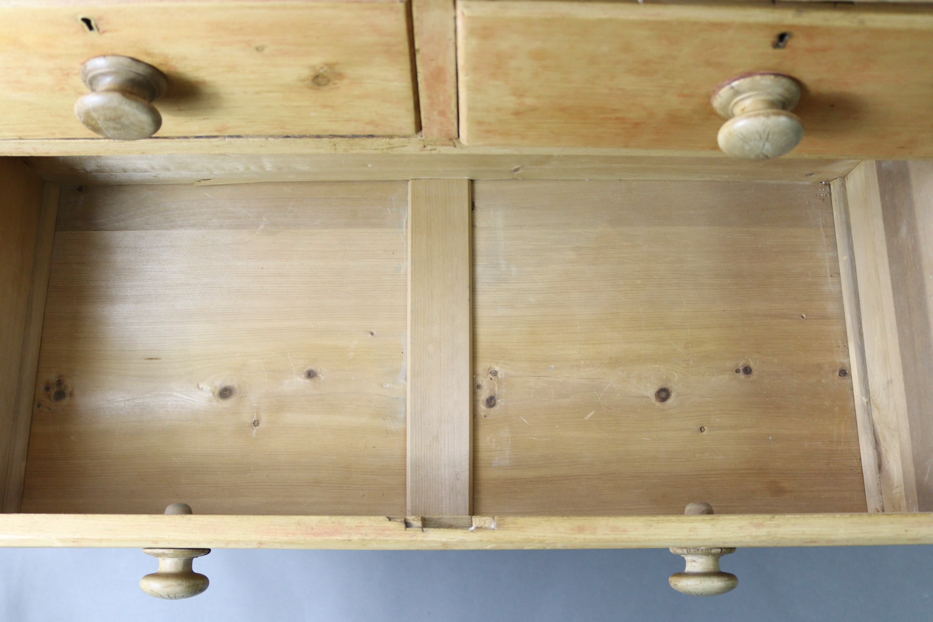 A pine chest fitted two short & two long graduated drawers with turned knob handles, & on short - Image 5 of 10