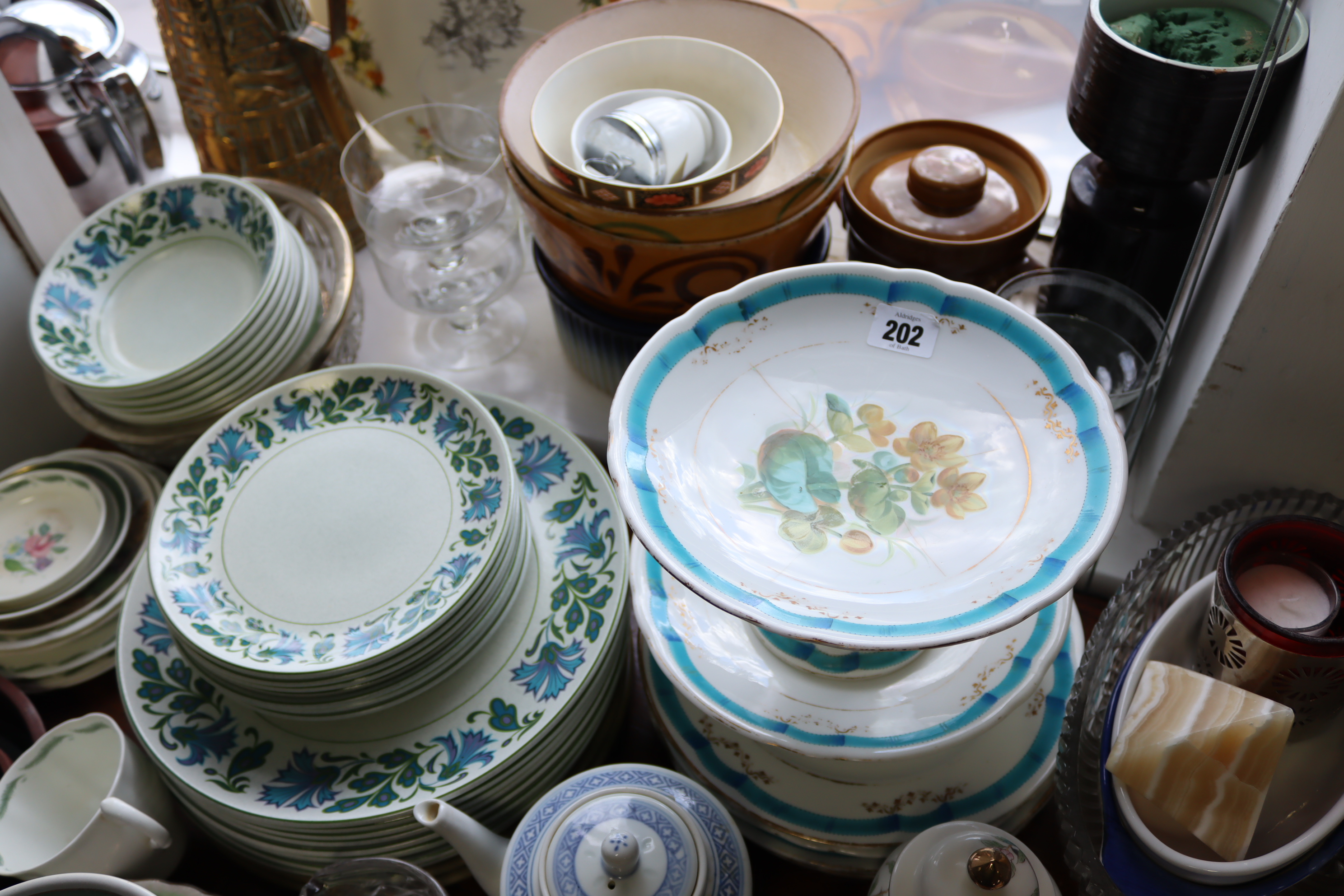 Various items of decorative china, glassware, etc. - Image 2 of 7