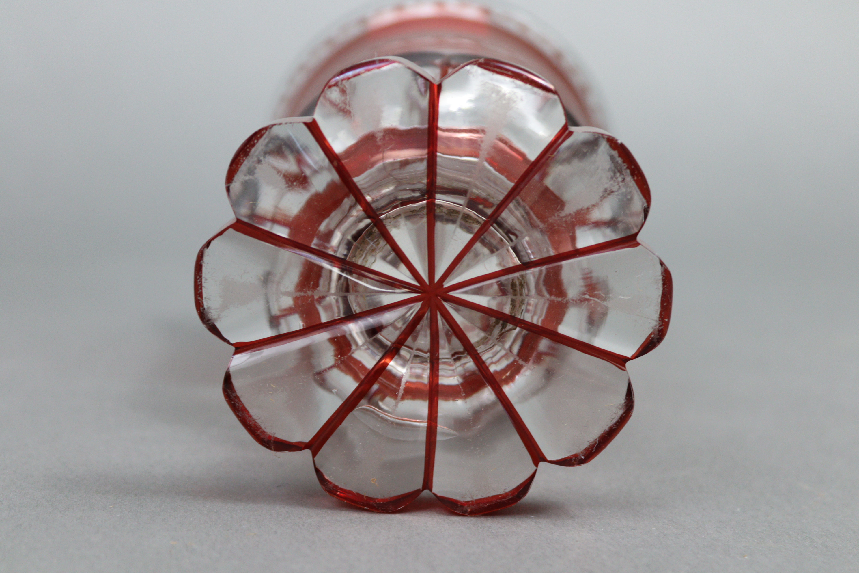 A ruby tinted & clear-glass vase with etched stag decoration, 16¼” high; a large glass tumbler - Image 14 of 14