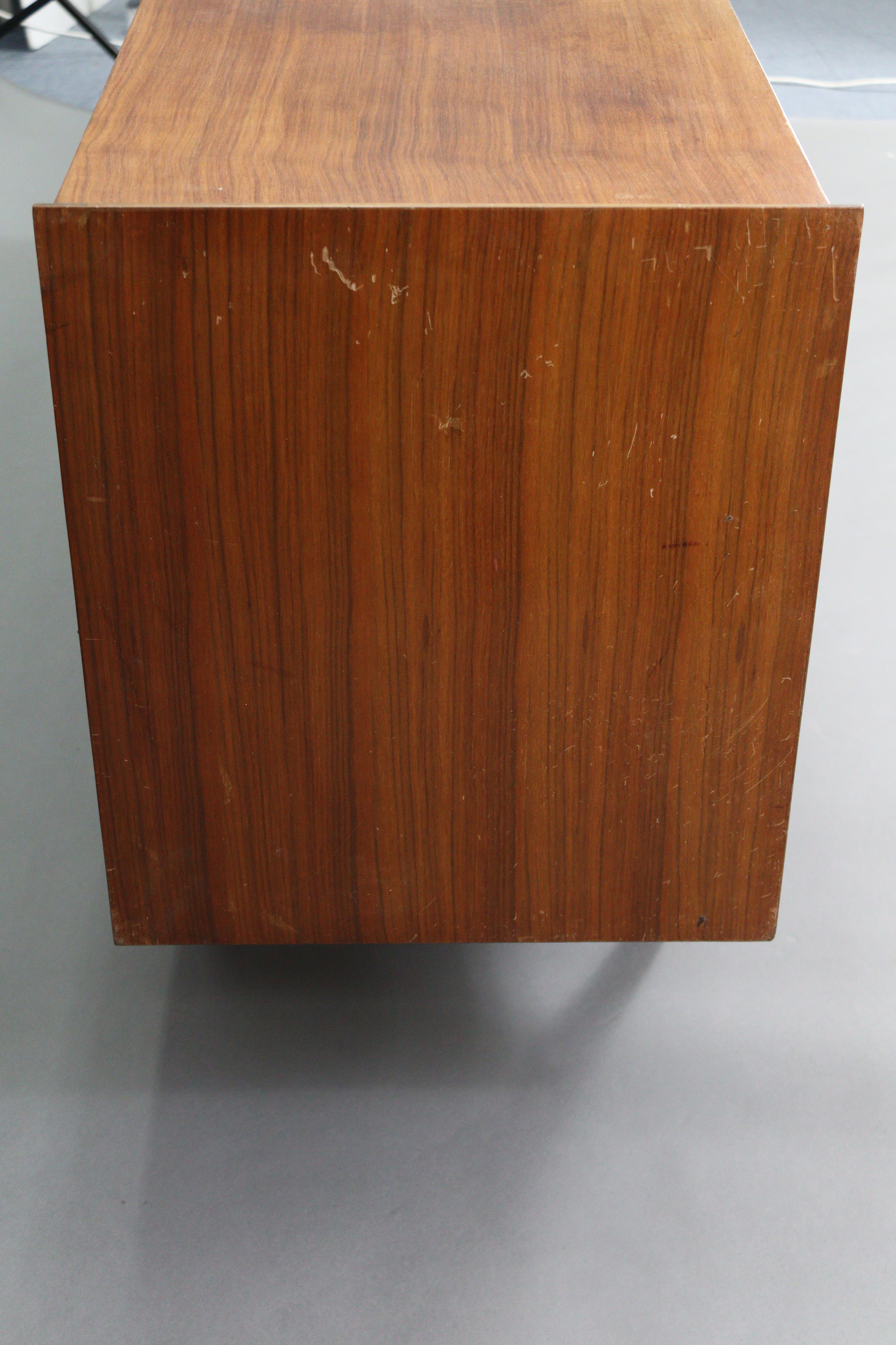 A Younger’s teak sideboard, fitted four long graduated drawers to centre flanked by cupboard to - Image 5 of 9