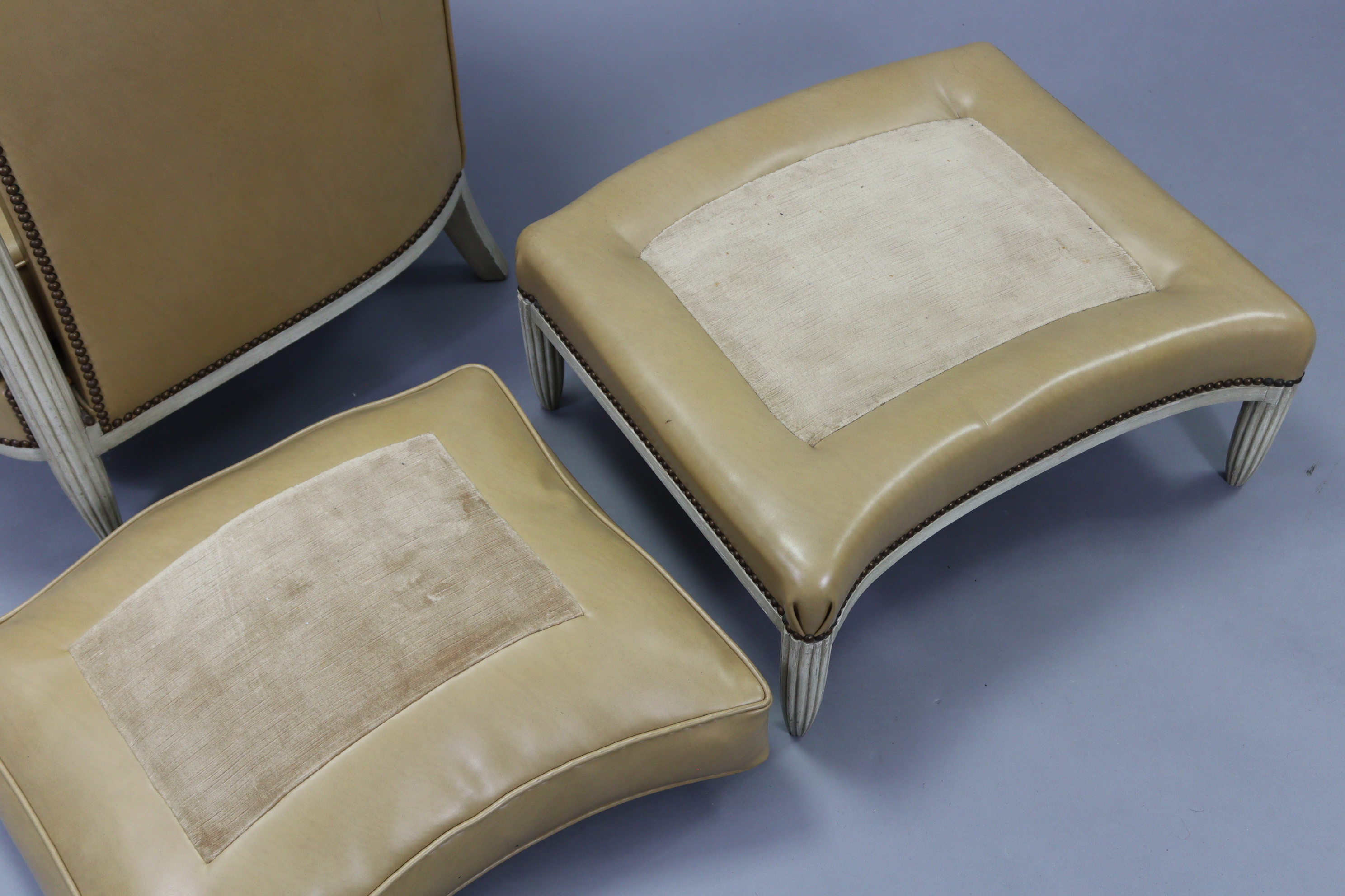 A cream-finish wooden frame tub-shaped easy chair in the 19th century continental style, upholstered - Image 6 of 7