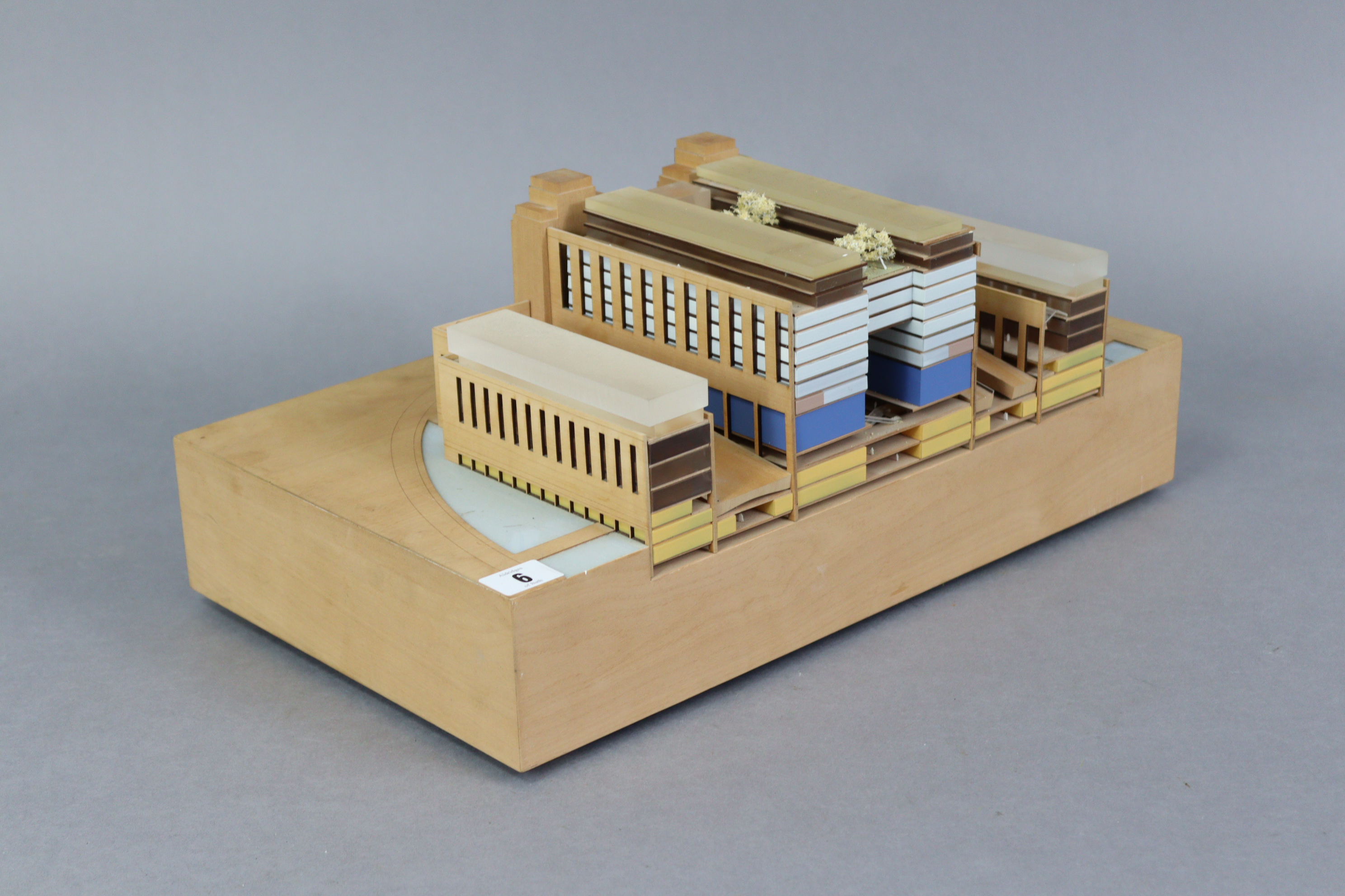 An architect’s wooden model of a power station (?), 18” wide x 7¼” high x 10½” deep. - Image 2 of 5
